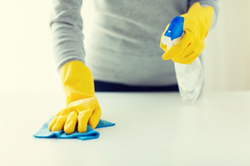 Follow-up review after a cleaning service complaint